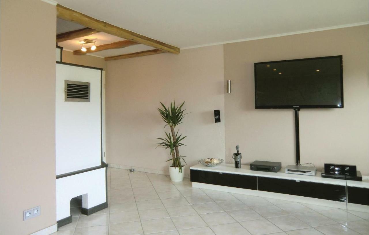 Amazing Apartment In Karlshausen With Kitchen Ngoại thất bức ảnh